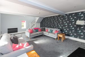 Sitting Room- click for photo gallery